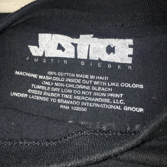 Justin Bieber Justice tour shirt - Picture 5 of 5